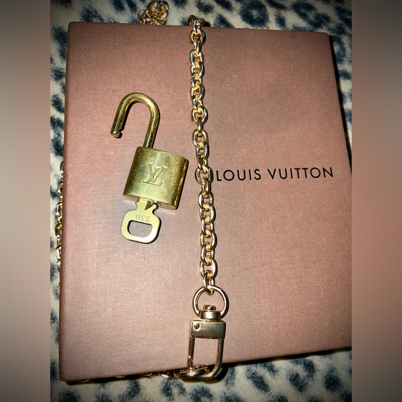 #330 LV Lock&Key - Picture 7 of 7